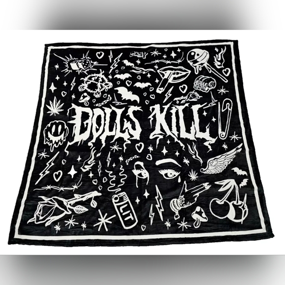 Dolls Kill Other - RARE Dolls Kill Super Soft Merch Black & White DK Logo Throw Blanket NEW